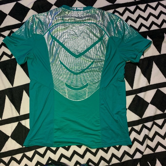 Nike pro - Picture 3 of 3